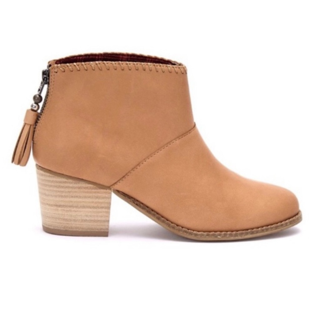 TOMS Leila Leather Bootie in Tan Size 7.5